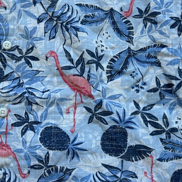 Men’s Izod Hawaiian Shirt - Picture 2 of 2